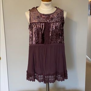 Knox Rose sleeveless blouse